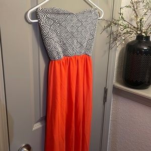 Juniors Boutique beach maxi-dress - Size Small - $11